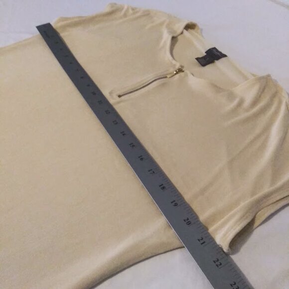 Chico's Travelers women's size 1 (Medium) yellow blouse - Picture 8 of 14